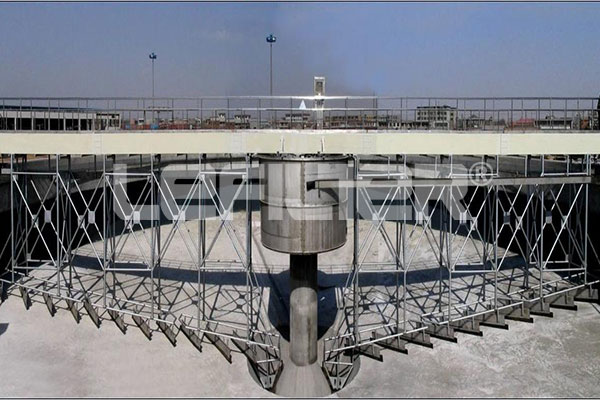 中心傳動式刮吸泥機