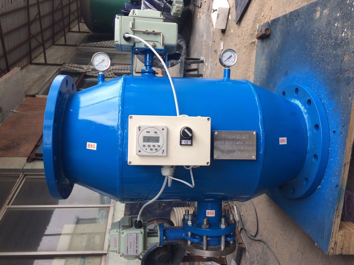 全自動(dòng)反沖洗過濾器在石油化工行業(yè)中的應(yīng)用